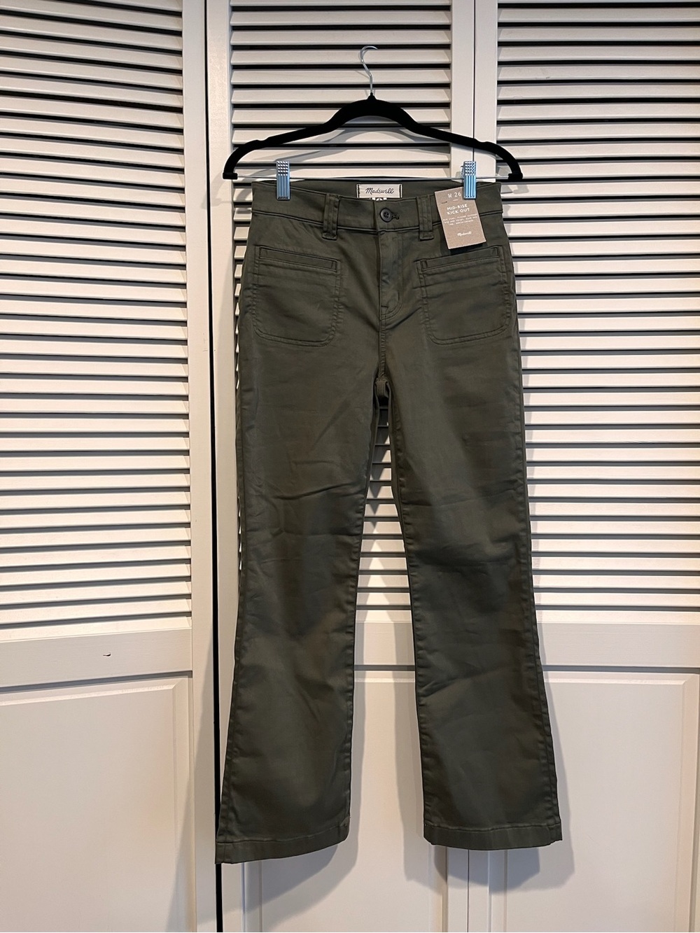 🪢 Madewell Women’s Mid Rise Kick Out Olive Green Straight-Leg Pants